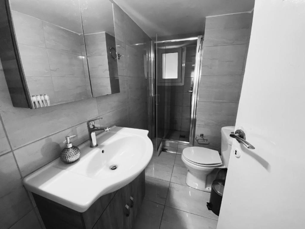 Thanasis Place Athene Buitenkant foto